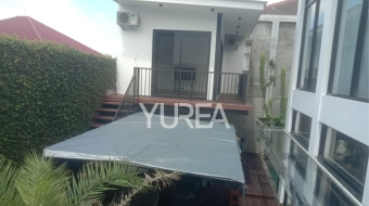 Project Yurea Indonesia di Rumah Tinggal Cinere, yang mana pemberi tugasnya adalah PT Alpha Tunas Mandiri dengan volume 165 m2.